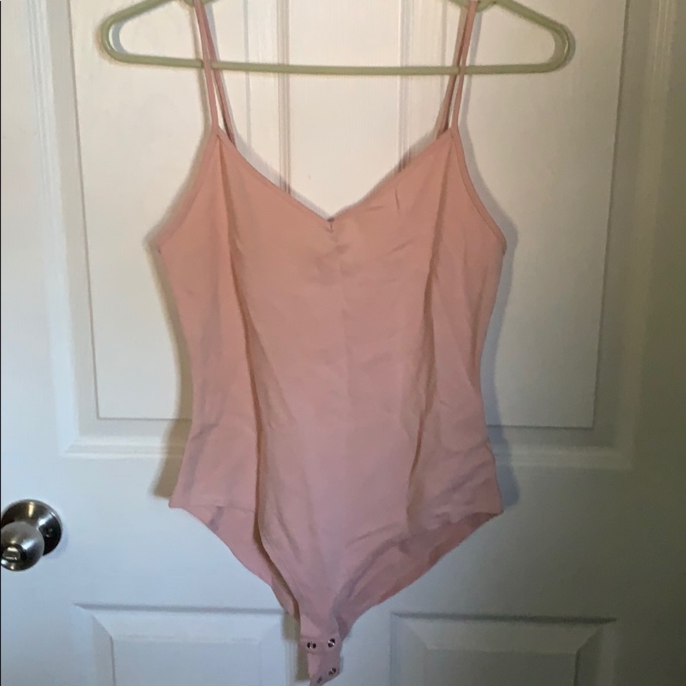 ☀️Pink bodysuit